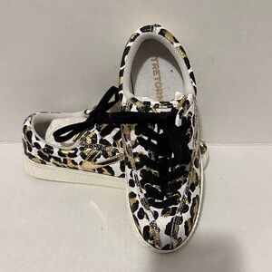 NWT Tretorn Kids Sneakers in Leopard Print